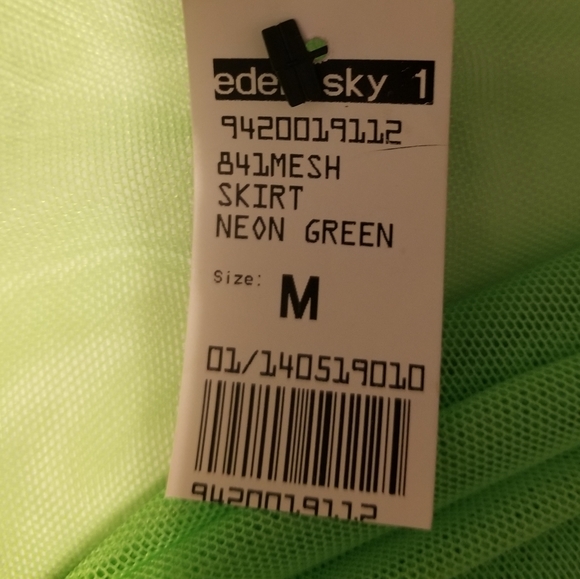NWT Sabora Skirt Neon Green Swimwear cover up Size M - Picture 4 of 6